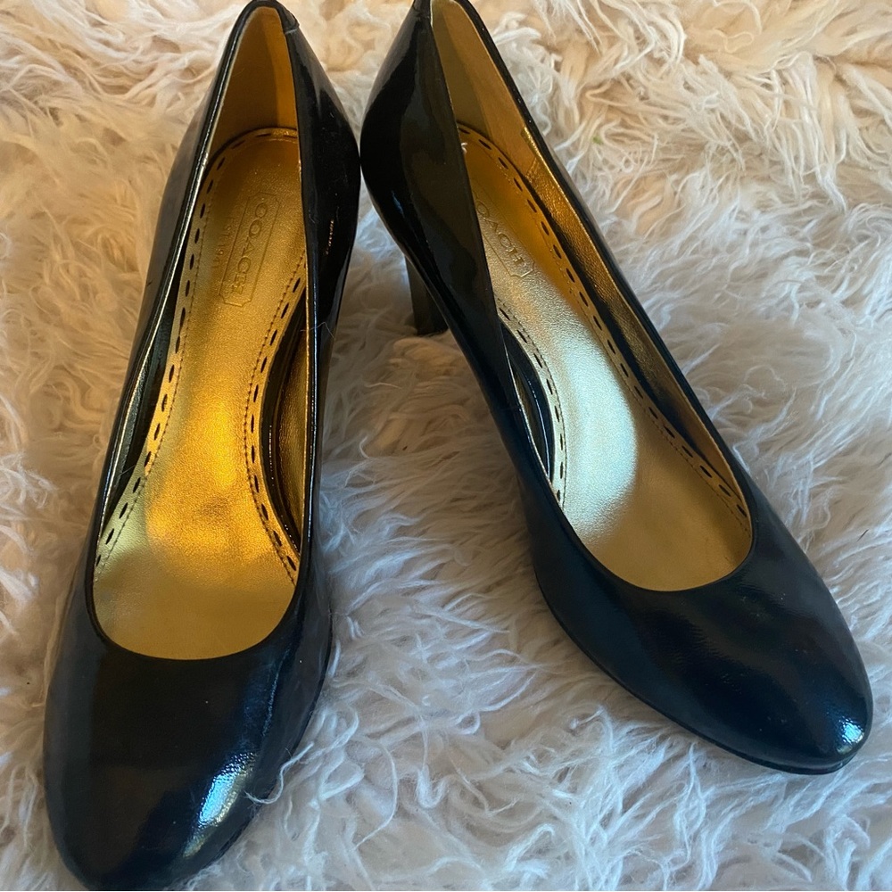 Coach 3in chunky heels, black patent size 61/2, nwot